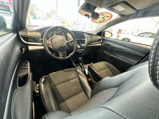 TOYOTA-YARIS-1.5 16V FLEX SEDAN XS CONNECT MULTIDRIVE TOYOTA-YARIS-2022