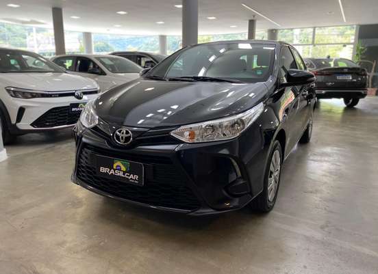 TOYOTA-YARIS-2024