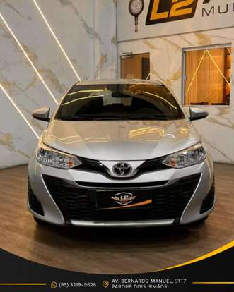 TOYOTA-YARIS-2021