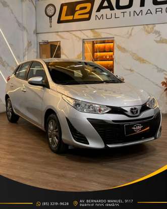 TOYOTA-YARIS-2021