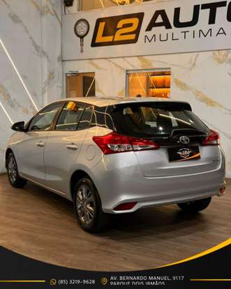 TOYOTA-YARIS-2021