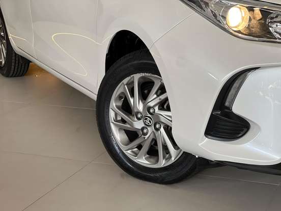 TOYOTA-YARIS-1.5 16V FLEX XS CONNECT MULTIDRIVE TOYOTA-YARIS-2022