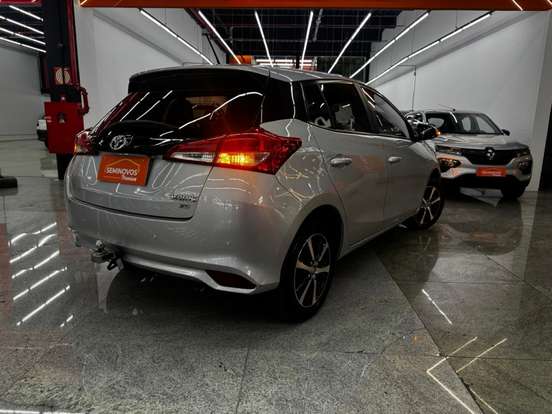 TOYOTA-YARIS-1.5 16V FLEX XS MULTIDRIVE TOYOTA-YARIS-2019