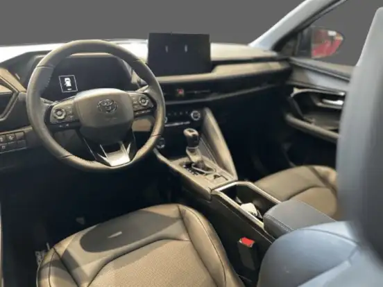 TOYOTA-YARIS CROSS-2026
