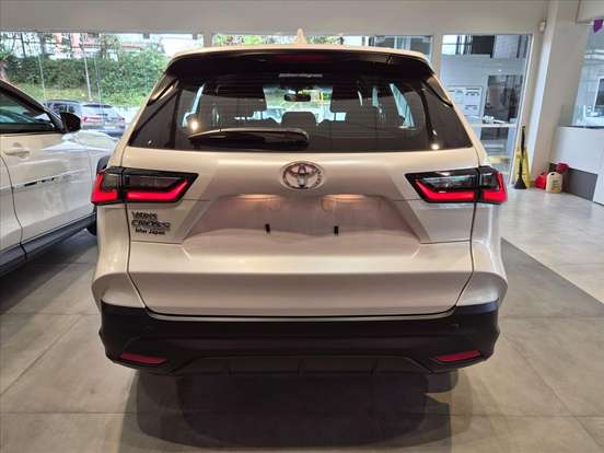 TOYOTA-YARIS CROSS-2026