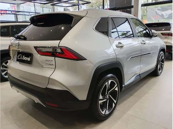 TOYOTA-YARIS CROSS-2026