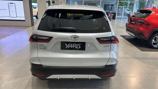 TOYOTA-YARIS CROSS-2026