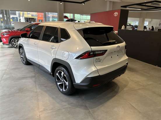 TOYOTA-YARIS CROSS-2026