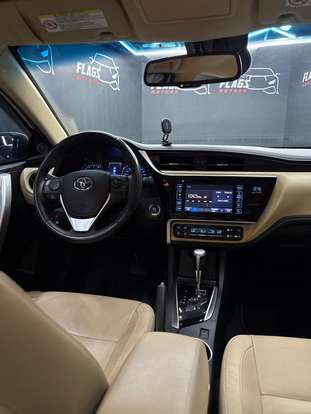 TOYOTA-COROLLA-2017