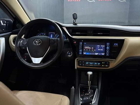 TOYOTA-COROLLA-2.0 ALTIS 16V FLEX 4P AUTOMÁTICO TOYOTA-COROLLA-2017