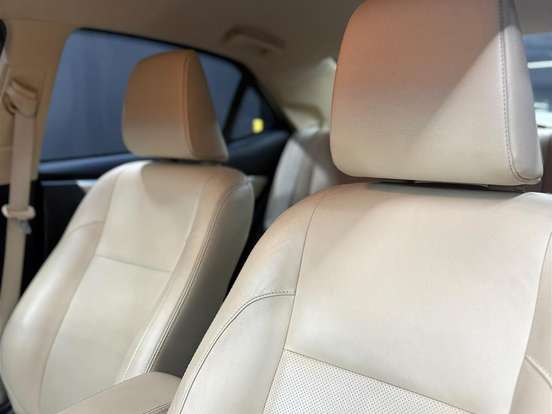 TOYOTA-COROLLA-2.0 ALTIS 16V FLEX 4P AUTOMÁTICO TOYOTA-COROLLA-2017