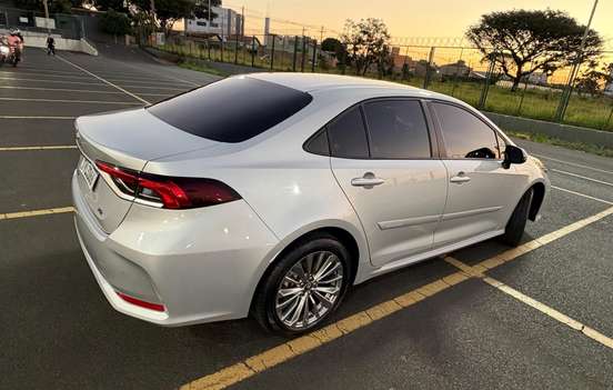 TOYOTA-COROLLA-2026