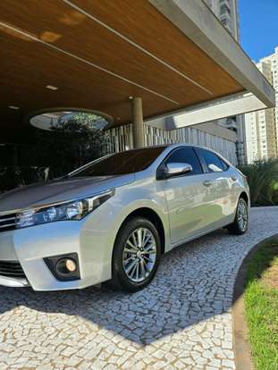 TOYOTA-COROLLA-2017