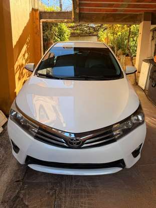 TOYOTA-COROLLA-2015