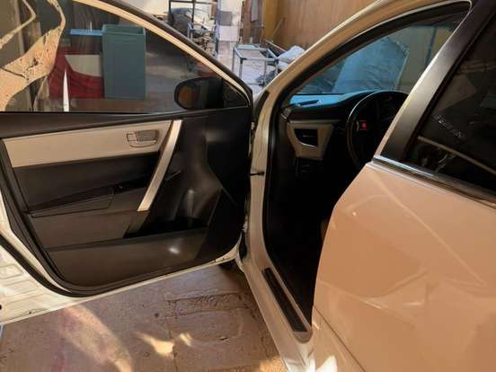TOYOTA-COROLLA-2.0 XEI 16V FLEX 4P AUTOMÁTICO TOYOTA-COROLLA-2015