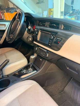 TOYOTA-COROLLA-2015