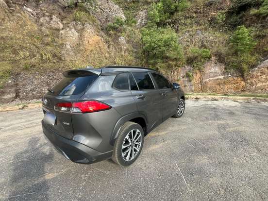 TOYOTA-COROLLA CROSS-2021