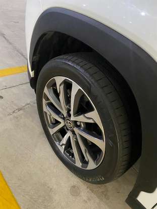 TOYOTA-COROLLA CROSS-2023