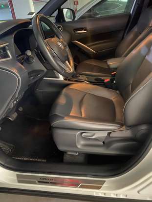 TOYOTA-COROLLA CROSS-2023