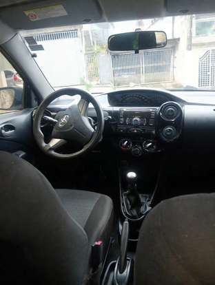 TOYOTA-ETIOS-1.3 X 16V FLEX 4P MANUAL TOYOTA-ETIOS-2014