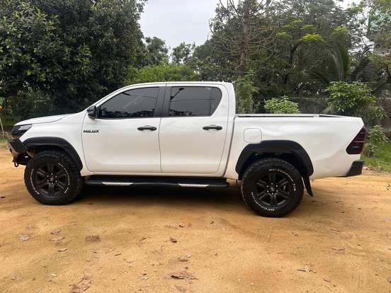 TOYOTA-HILUX-2.8 SR CHALLENGE 4X4 CD 16V DIESEL 4P AUTOMÁTICO TOYOTA-HILUX-2018