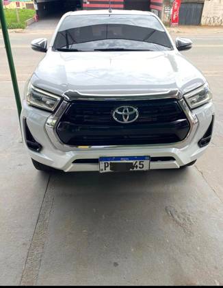TOYOTA HILUX 2.8 SRX 4X4 CD 16V DIESEL 4P AUTOMÁTICO