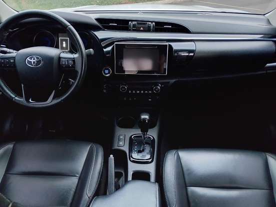 TOYOTA-HILUX-2.8 SRX 4X4 CD 16V DIESEL 4P AUTOMÁTICO TOYOTA-HILUX-2016