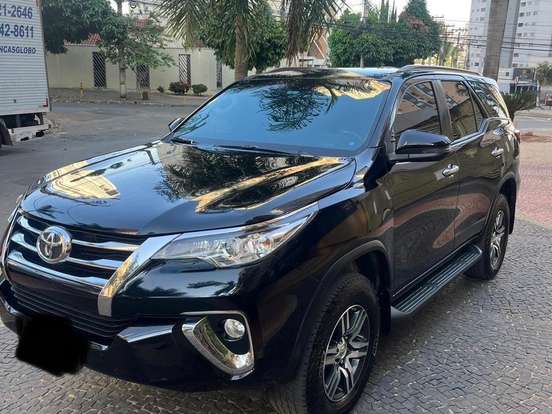 TOYOTA-HILUX SW4-2.7 SRV 7 LUGARES 4X2 16V FLEX 4P AUTOMÁTICO TOYOTA-HILUX SW4-2019