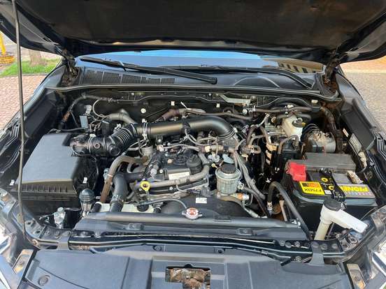 TOYOTA-HILUX SW4-2.7 SRV 7 LUGARES 4X2 16V FLEX 4P AUTOMÁTICO TOYOTA-HILUX SW4-2019