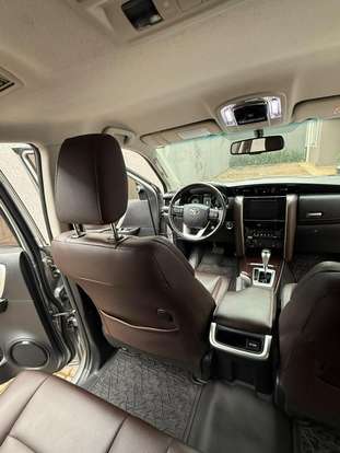 TOYOTA-HILUX SW4-2019