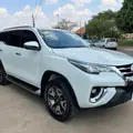 TOYOTA HILUX SW4 2.8 SRX DIAMOND 4X4 7 LUGARES 16V TURBO INTERCOOLER DIESEL 4P AUTOMÁTICO TOYOTA HILUX SW4 2.8 SRX DIAMOND 4X4 7 LUGARES 16V TURBO INTERCOOLER DIESEL 4P AUTOMÁTICO