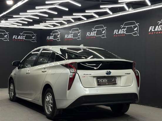 TOYOTA-PRIUS-1.8 16V HÍBRIDO 4P AUTOMÁTICO TOYOTA-PRIUS-2017