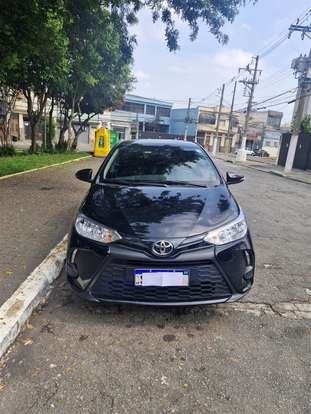 TOYOTA-YARIS-2024