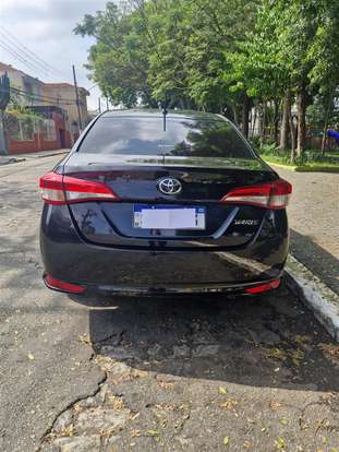 TOYOTA-YARIS-2024