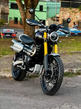 TRIUMPH BONNEVILLE SCRAMBLER 1200 XE 
