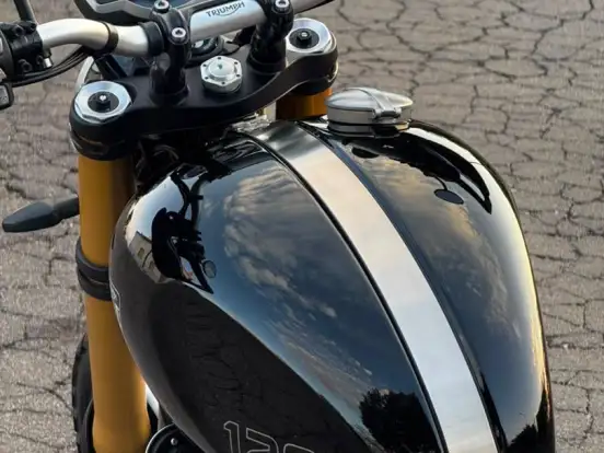 TRIUMPH-BONNEVILLE SCRAMBLER 1200 XE TRIUMPH-BONNEVILLE SCRAMBLER 1200 XE-2025