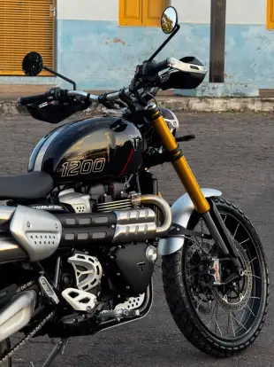TRIUMPH-BONNEVILLE SCRAMBLER 1200 XE-2025