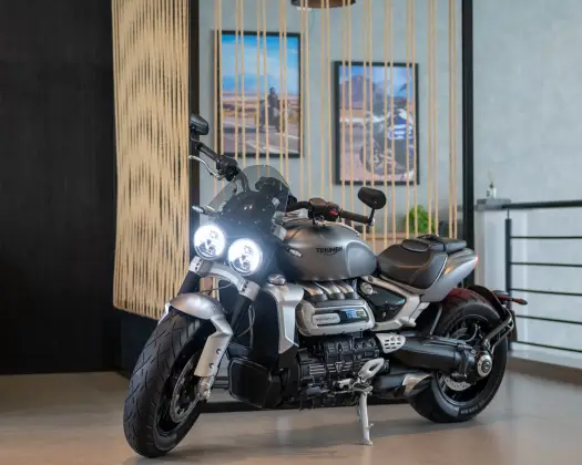 TRIUMPH ROCKET III R 