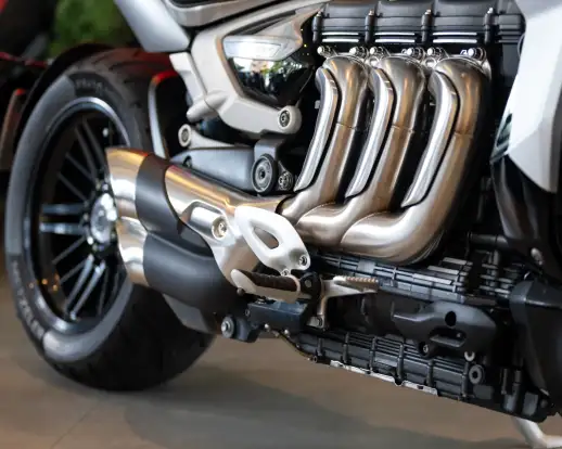 TRIUMPH-ROCKET III R-2023
