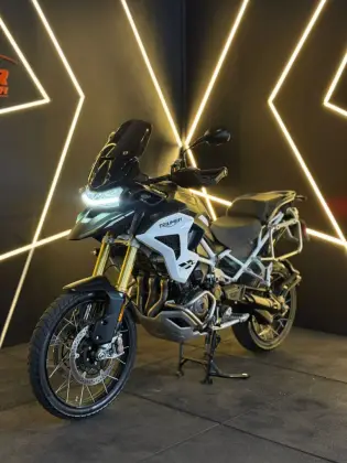 TRIUMPH TIGER 1200 RALLY PRO 