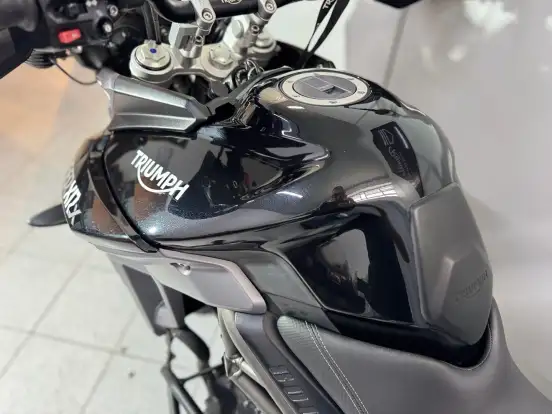 TRIUMPH-TIGER 800 XRX TRIUMPH-TIGER 800 XRX-2016