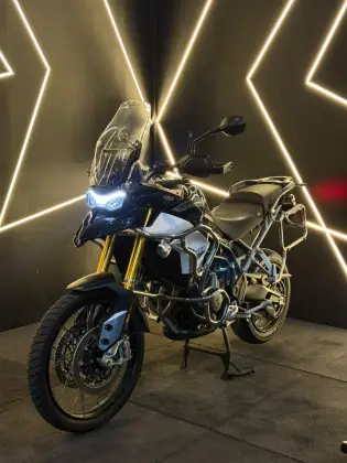 TRIUMPH TIGER 900 RALLY 