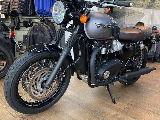 TRIUMPH-BONNEVILLE T120 BLACK 1200 TRIUMPH-BONNEVILLE T120 BLACK 1200-2025