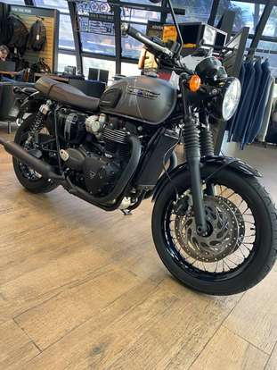 TRIUMPH-BONNEVILLE T120 BLACK 1200-2025