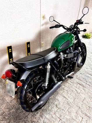 TRIUMPH BONNEVILLE T 100 865 