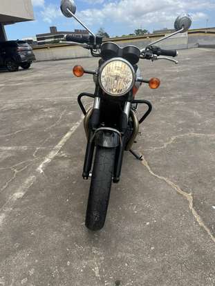 TRIUMPH-BONNEVILLE T100 900-2024