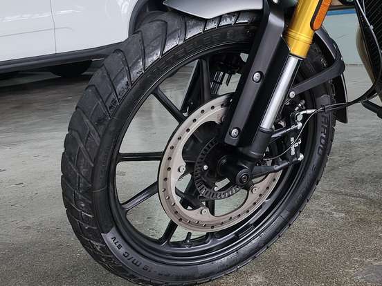TRIUMPH-SCRAMBLER 400 X-2024