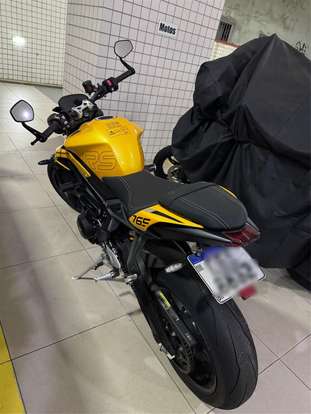 TRIUMPH-STREET TRIPLE RS ABS-2025