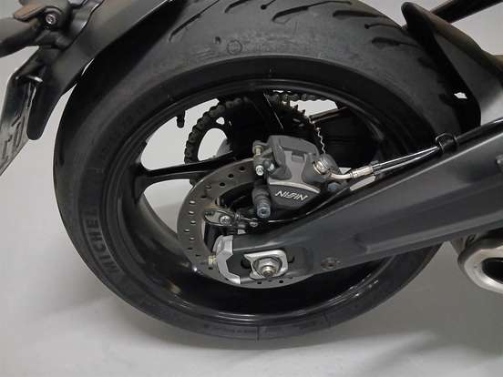 TRIUMPH-TRIDENT 660-2023