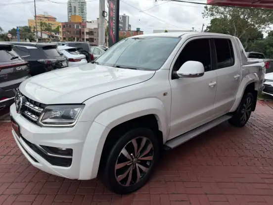 VOLKSWAGEN-AMAROK-2017